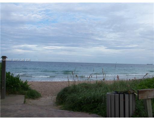 2121 N Ocean Blvd # 1 — Photo 3