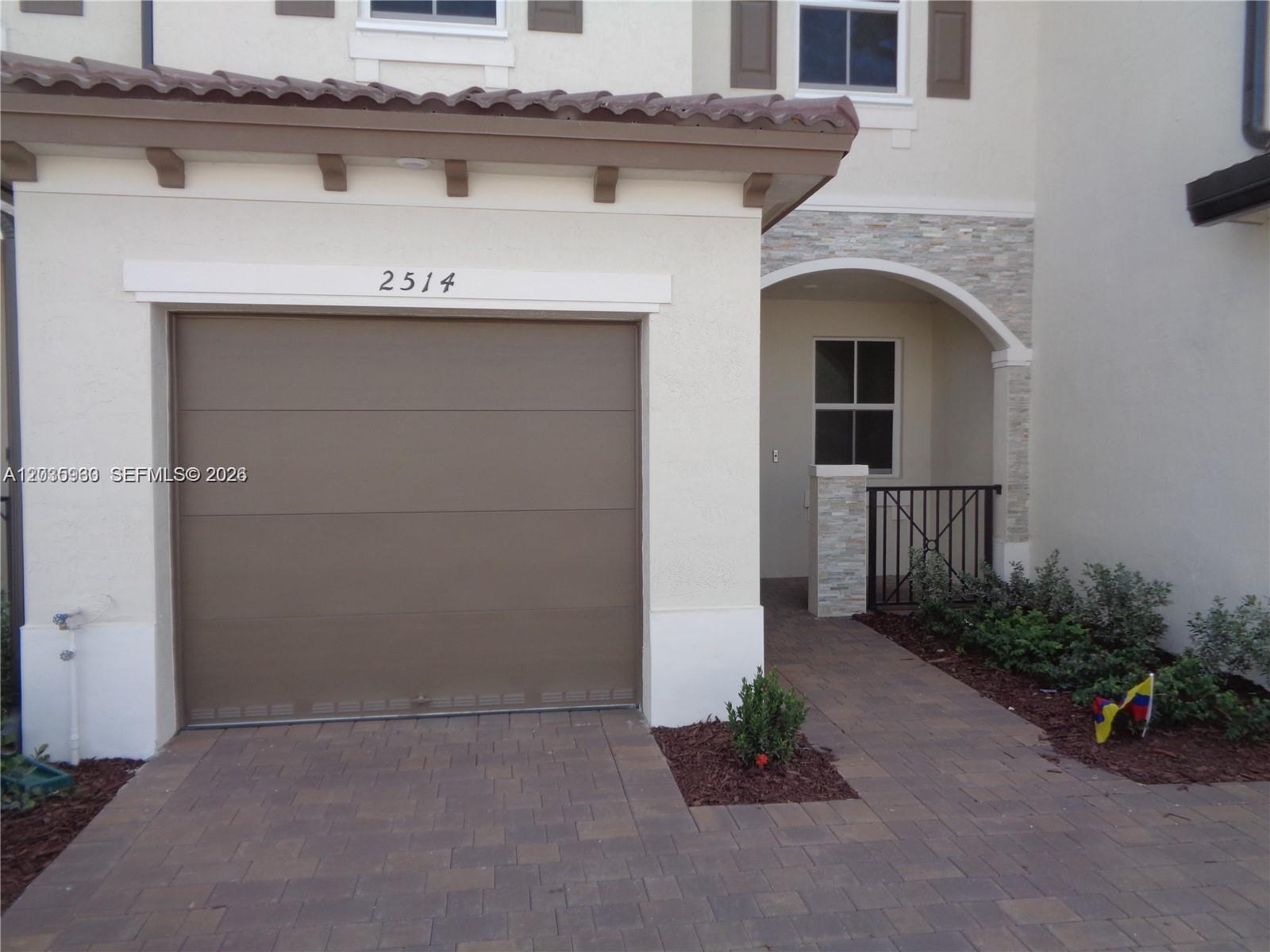 2514 SE 29th St # 2514, Homestead FL 33035