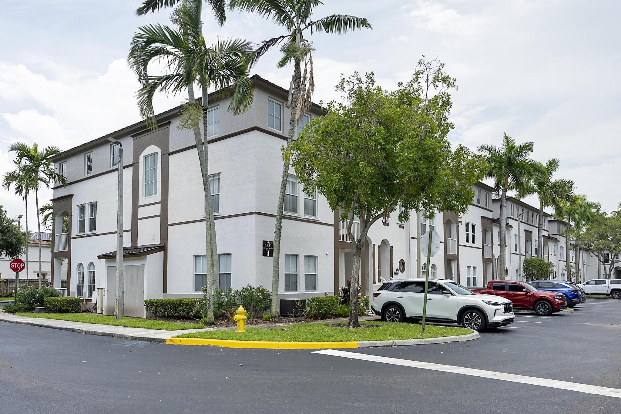4331 SW 160th Avenue # 103, Miramar FL 33027