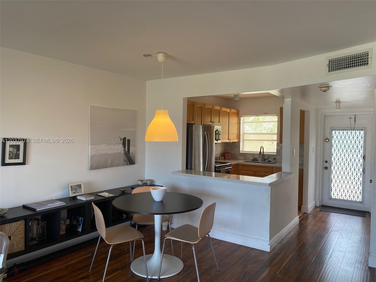 8861 Sunrise Lakes Blvd # 311, Sunrise FL 33322