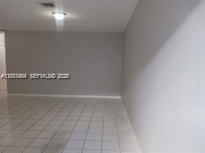 2127 Van Buren St # 106 — Photo 4