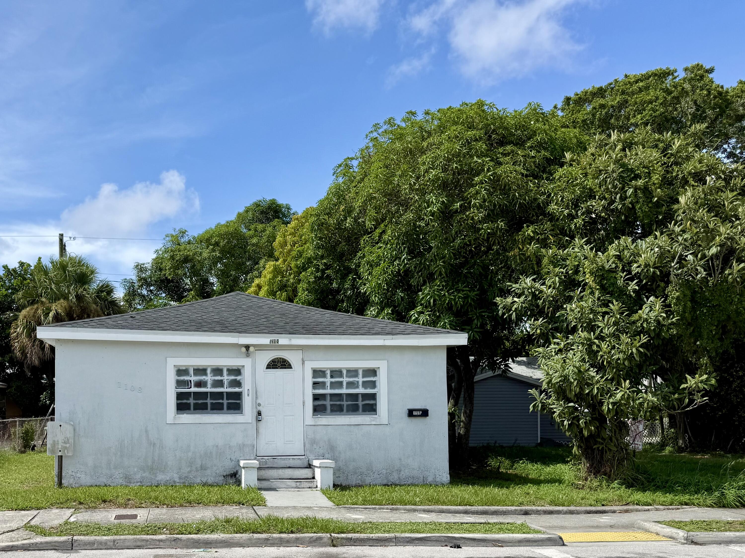 1108 State Street, West Palm Beach FL 33407