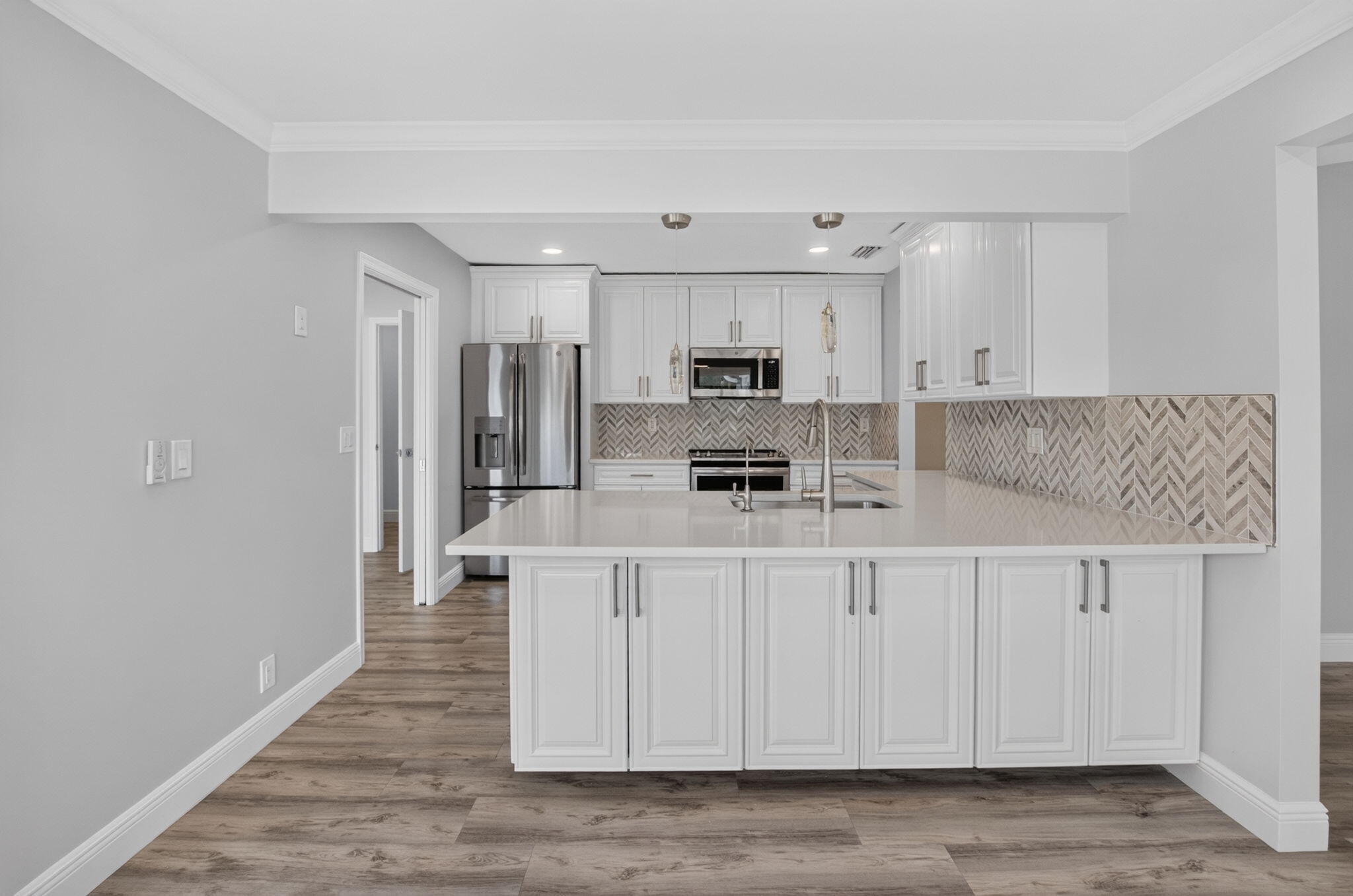787 Havana Drive — Photo 3