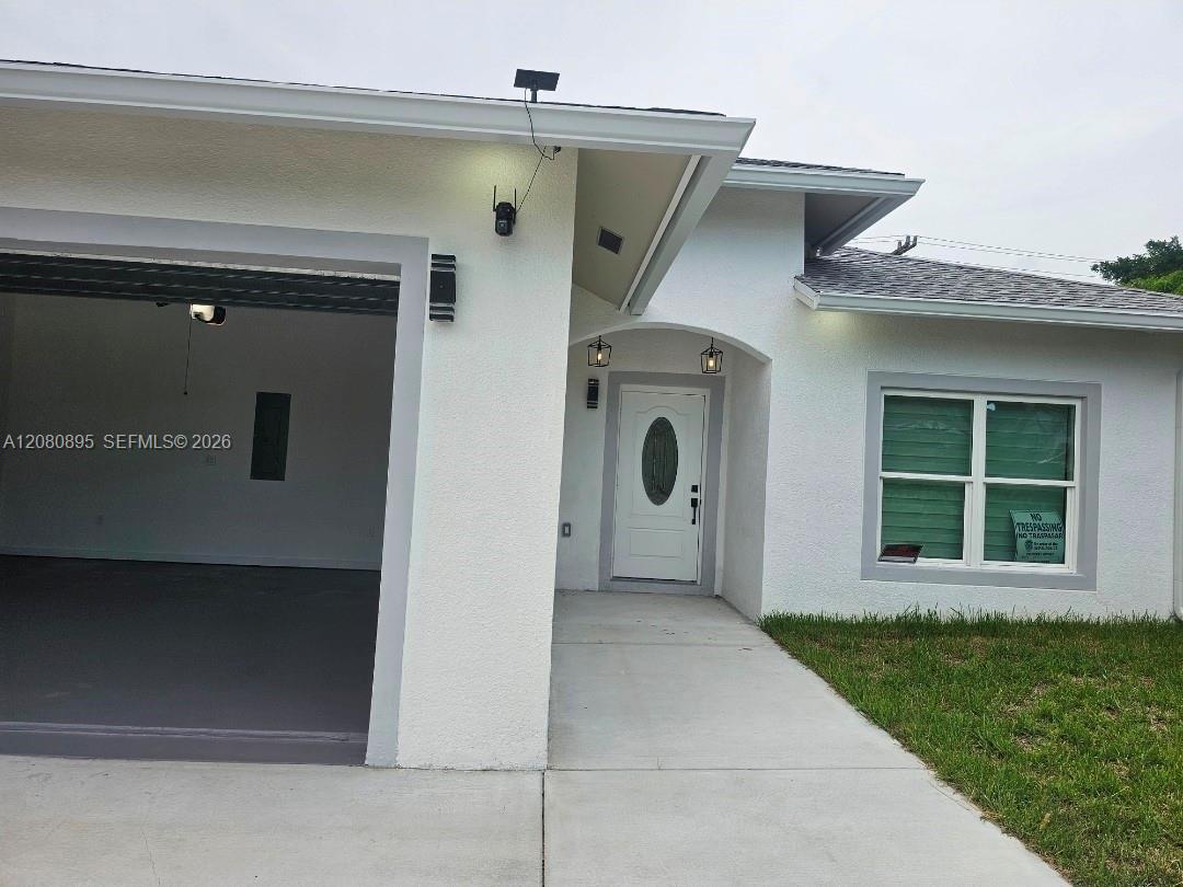 907 21st St, West Palm Beach FL 33407