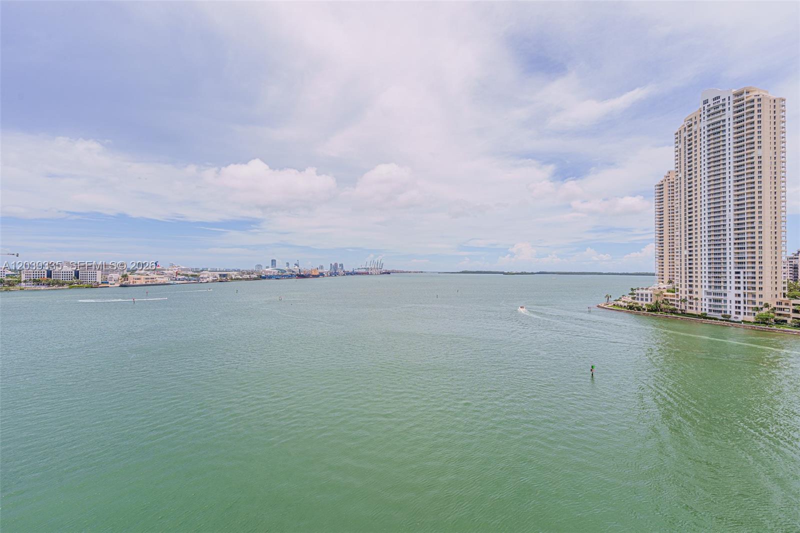 335 S Biscayne Blvd # 1009, Miami FL 33131
