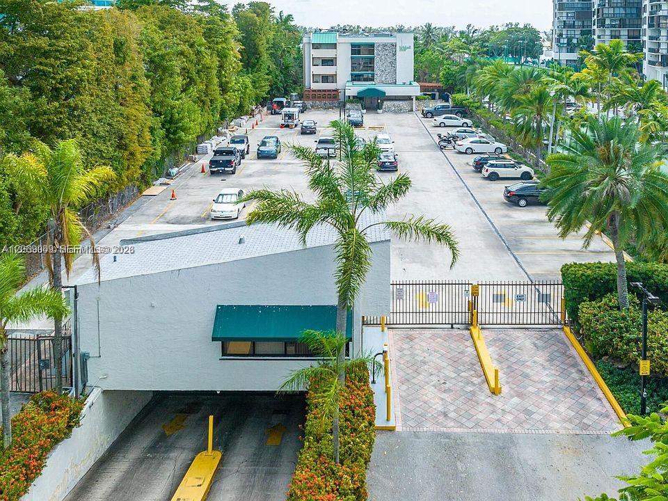 2201 Brickell Ave # 96 — Photo 3
