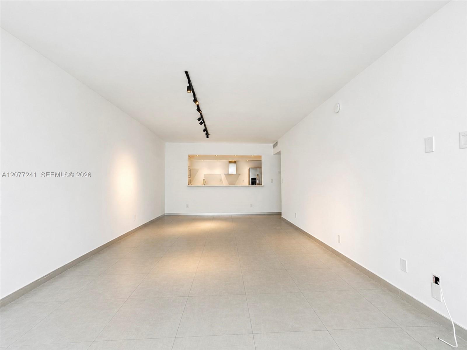 19380 Collins Ave # 905 — Photo 5