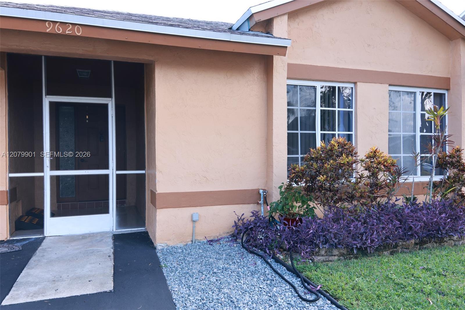 9620 SW 9th Ct — Photo 3