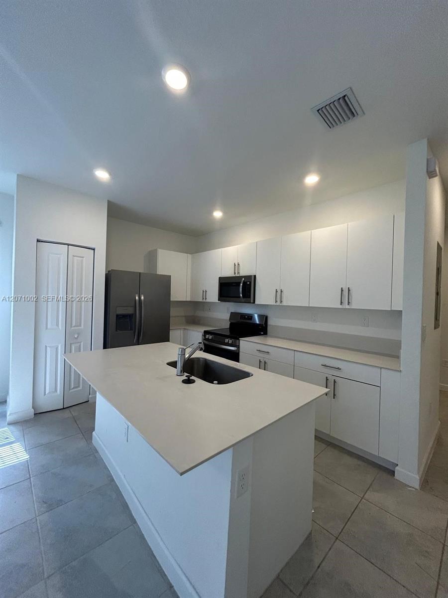 1161 SE 1st St # 0 View 3