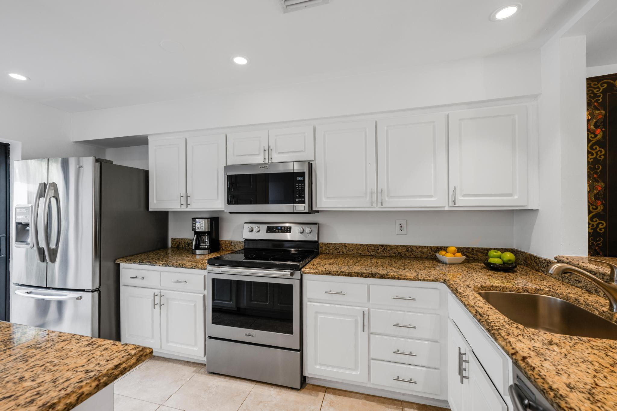 547 NE 7th Avenue # 3a — Photo 2