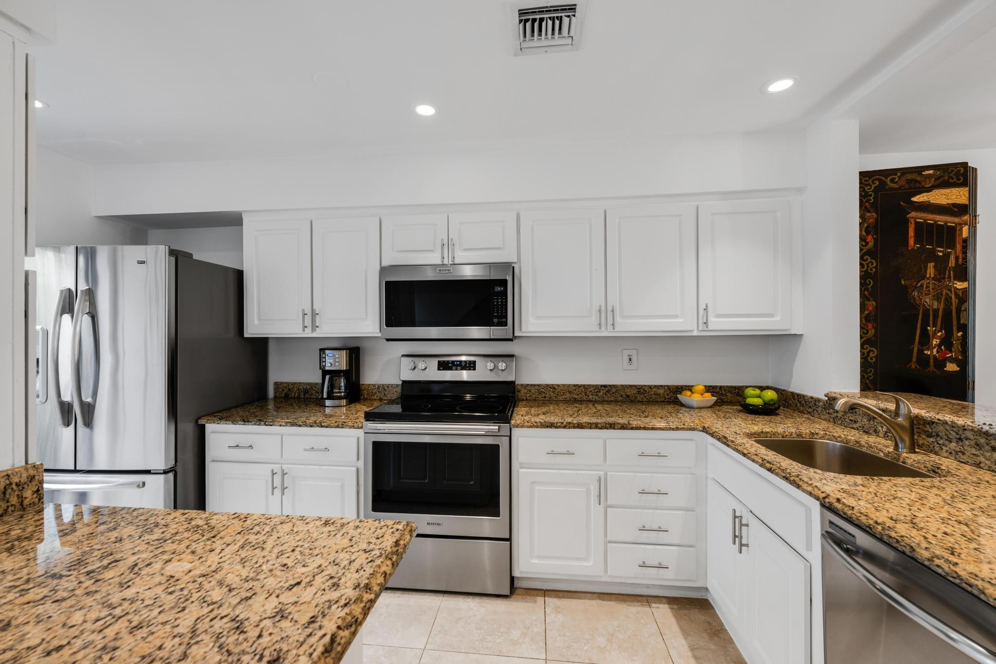 547 NE 7th Avenue # 3a — Photo 3