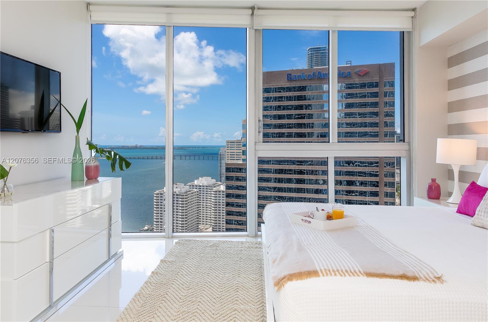 485 Brickell Ave # 3410 — Photo 3