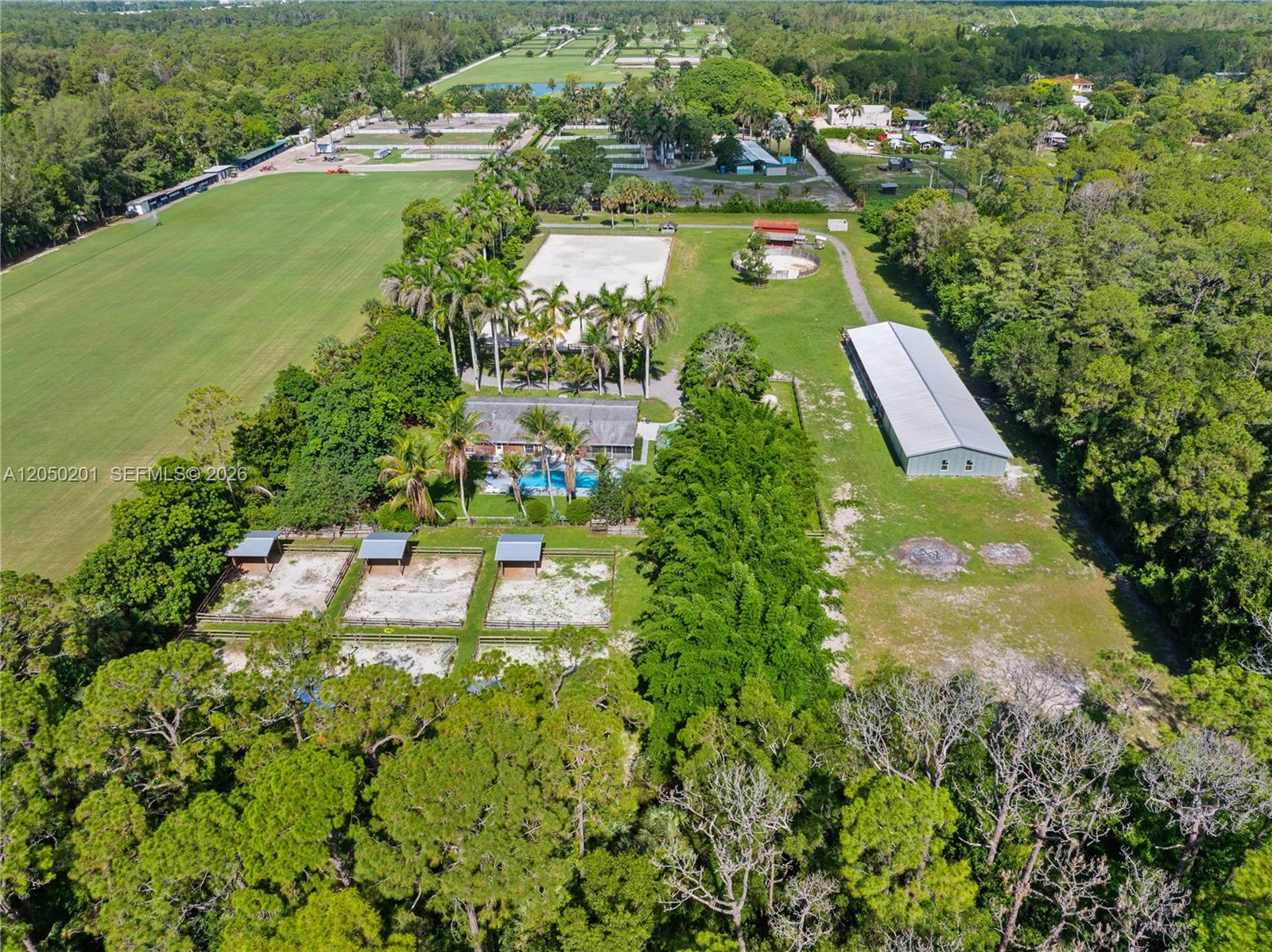 1068 D Rd, Loxahatchee FL 33470