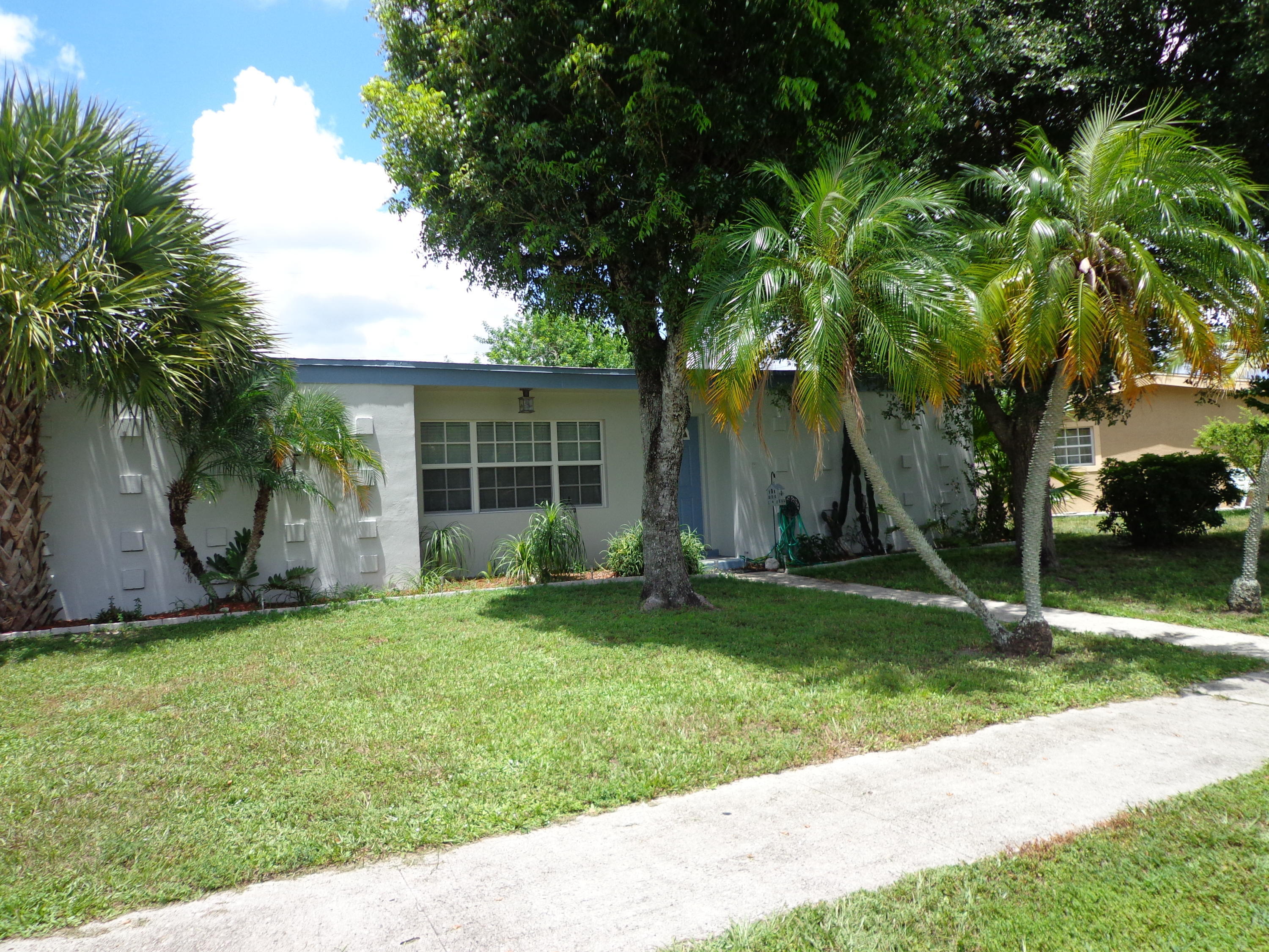 11751 Oleander Drive — Photo 3
