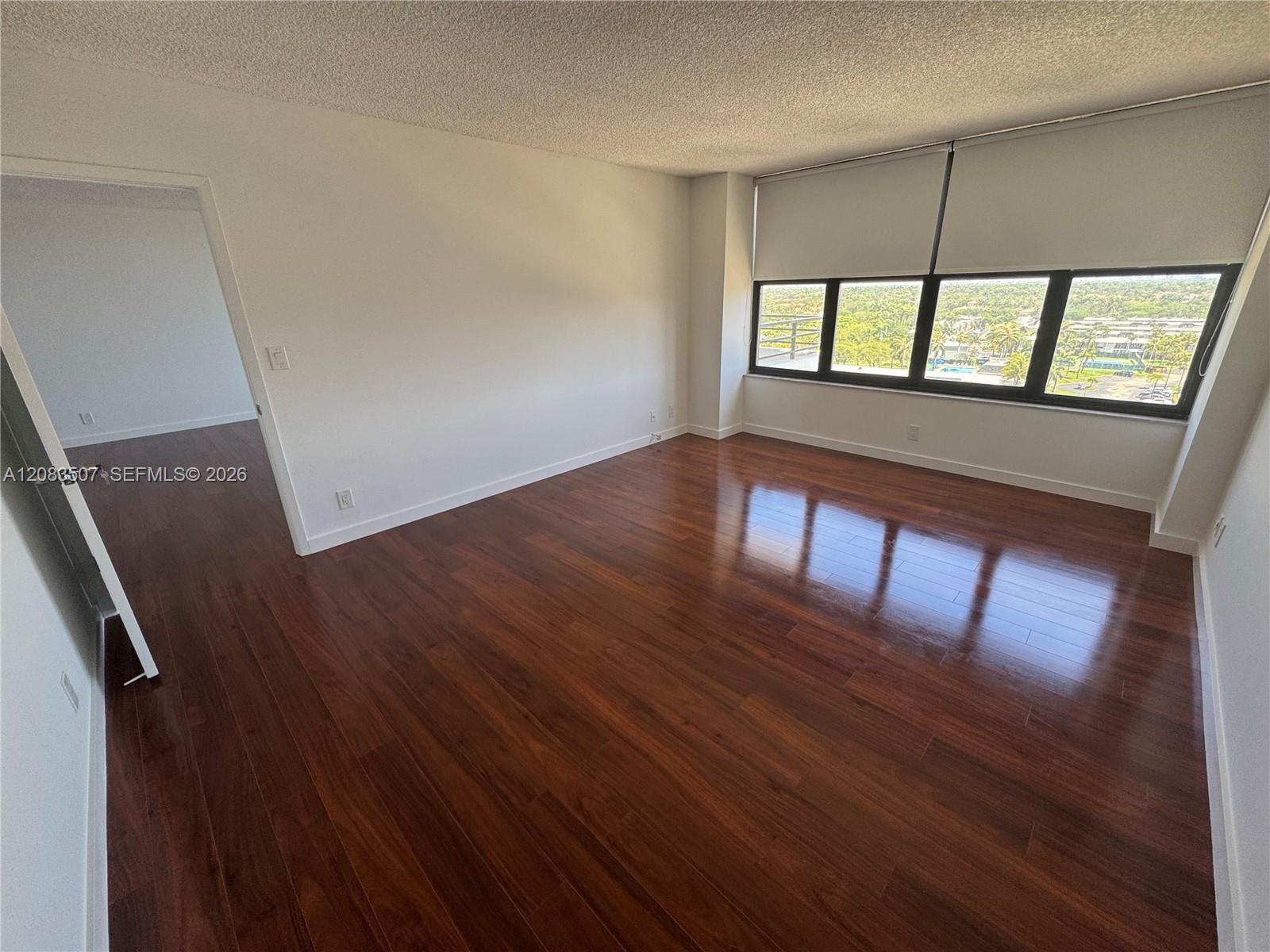 2500 Parkview Dr # 1109 — Photo 5