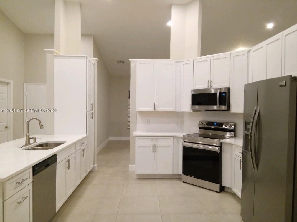 9367 LAKE SERENA — Photo 3