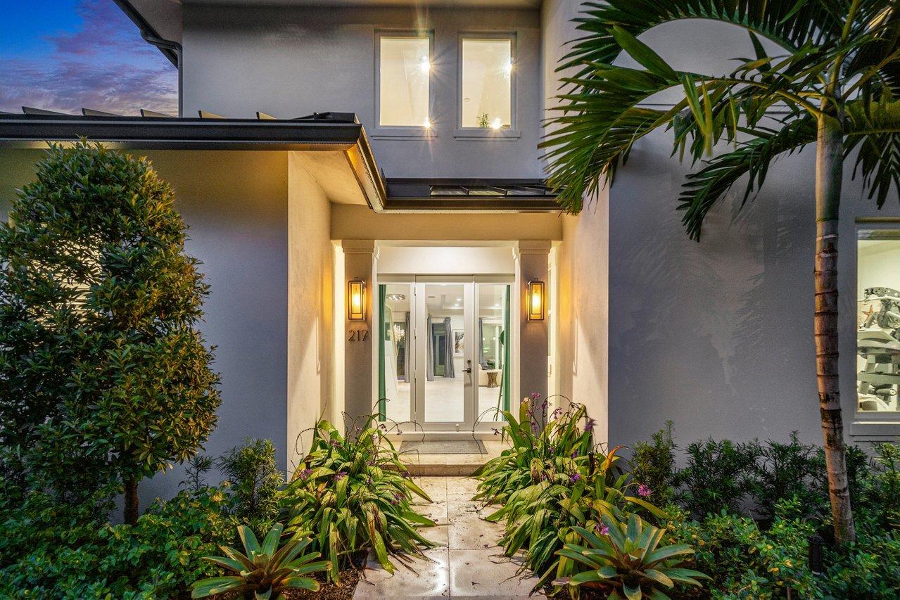 217 Gulfstream Boulevard, Boynton Beach FL 33435