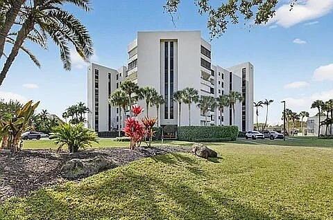 6463 La Costa Drive # 105, Boca Raton FL 33433