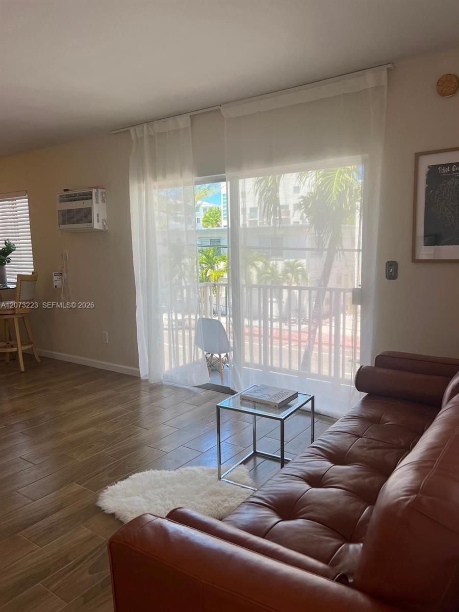 7720 Harding Ave # 8 — Photo 4
