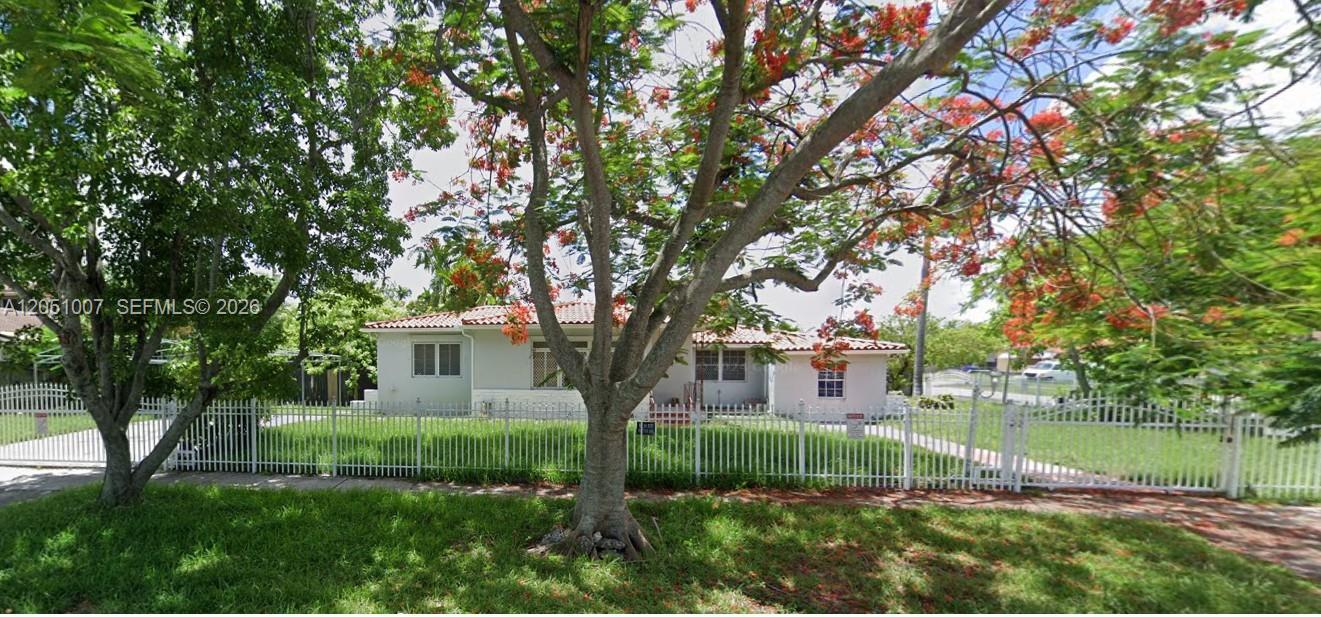 6440 NW 2nd St, Miami FL 33126
