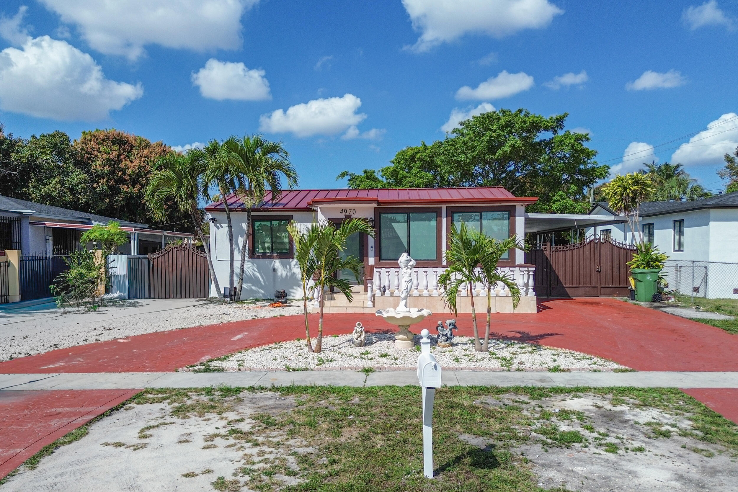 4970 E Palm Court, Hialeah FL 33013