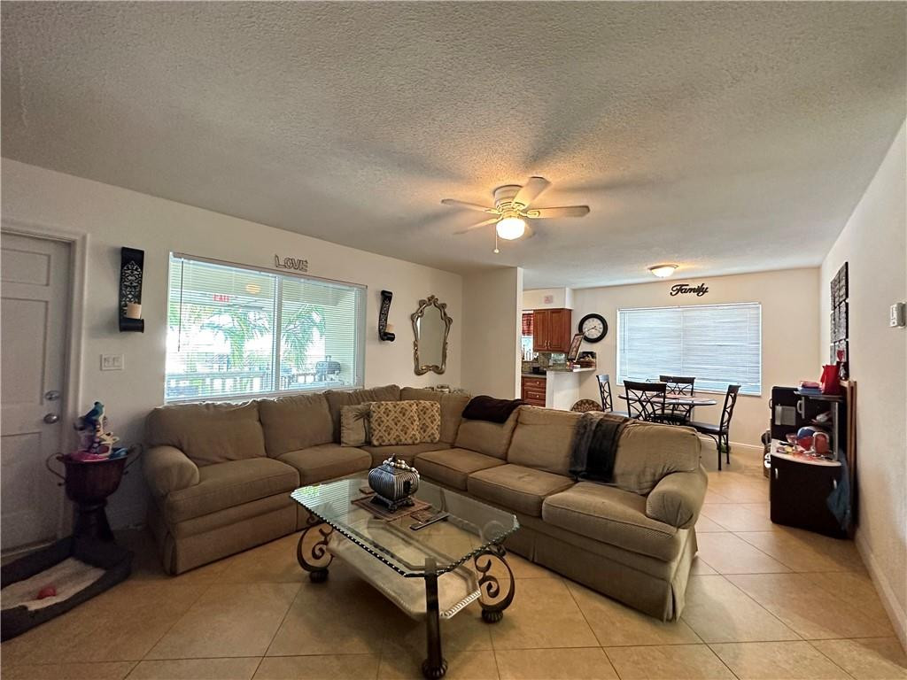 4731 NE 21ST Terrace # 3 — Photo 4