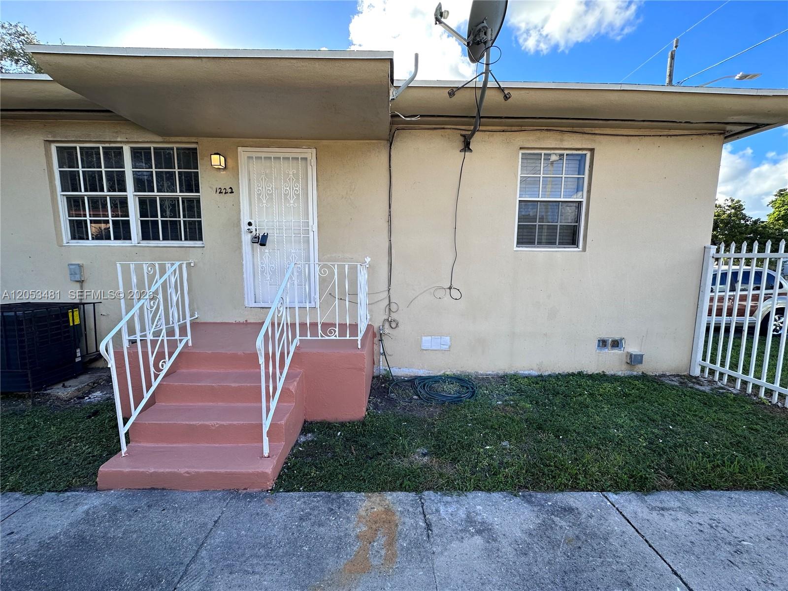 1220 NW 53rd St # 1222, Miami FL 33142