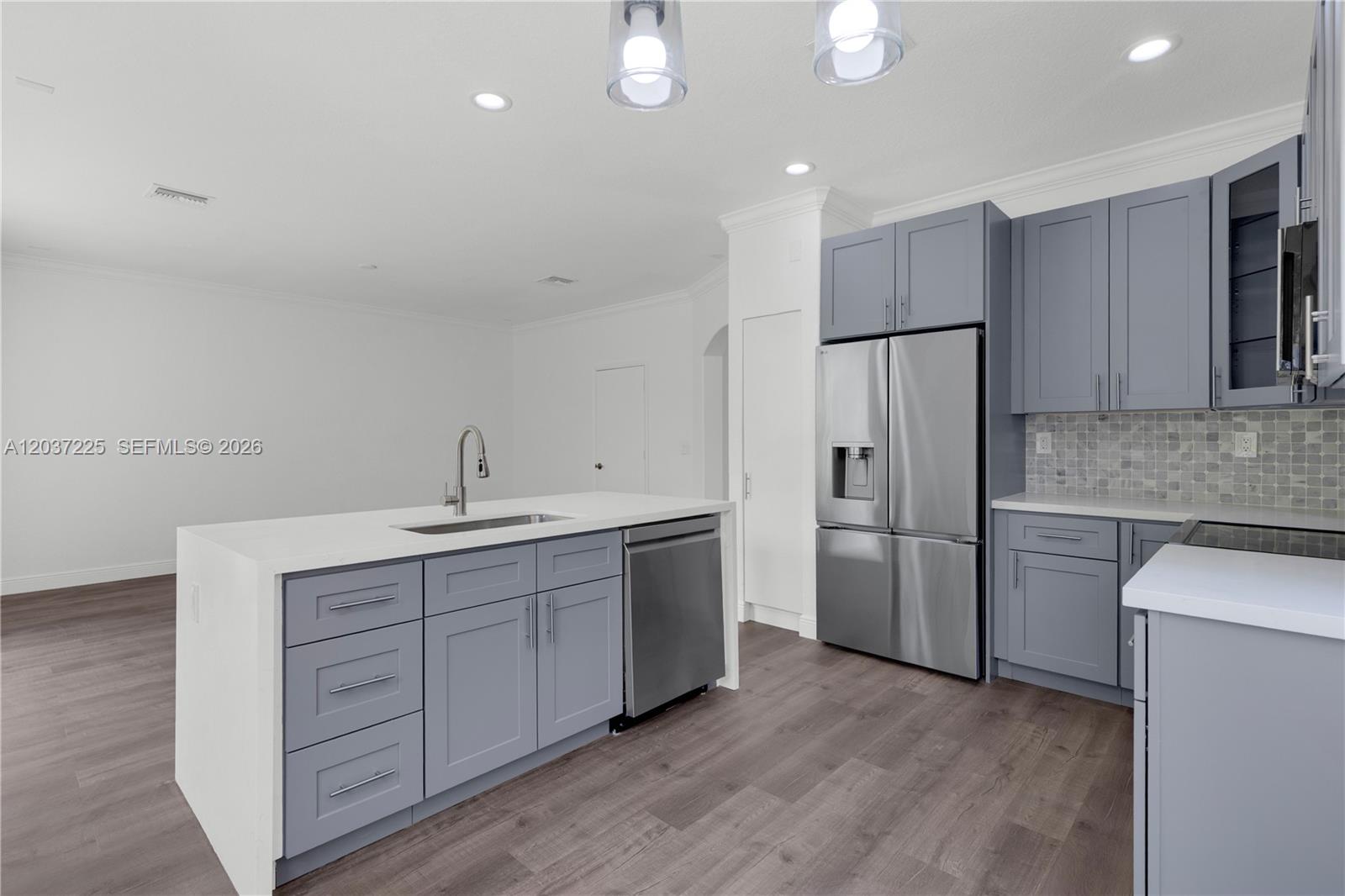 4331 Lake Tahoe Cir — Photo 5