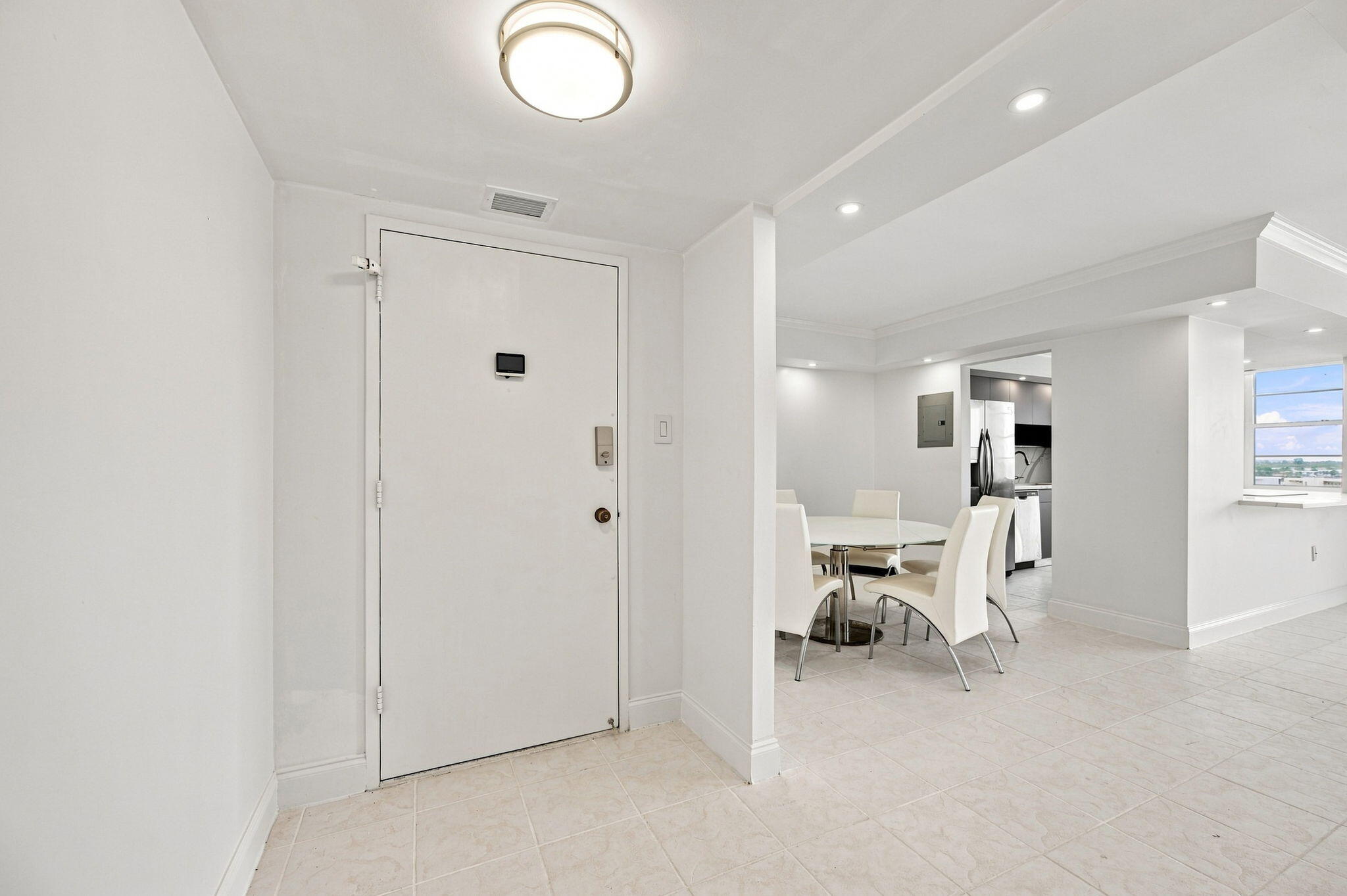 18021 Biscayne Boulevard # 901 — Photo 3