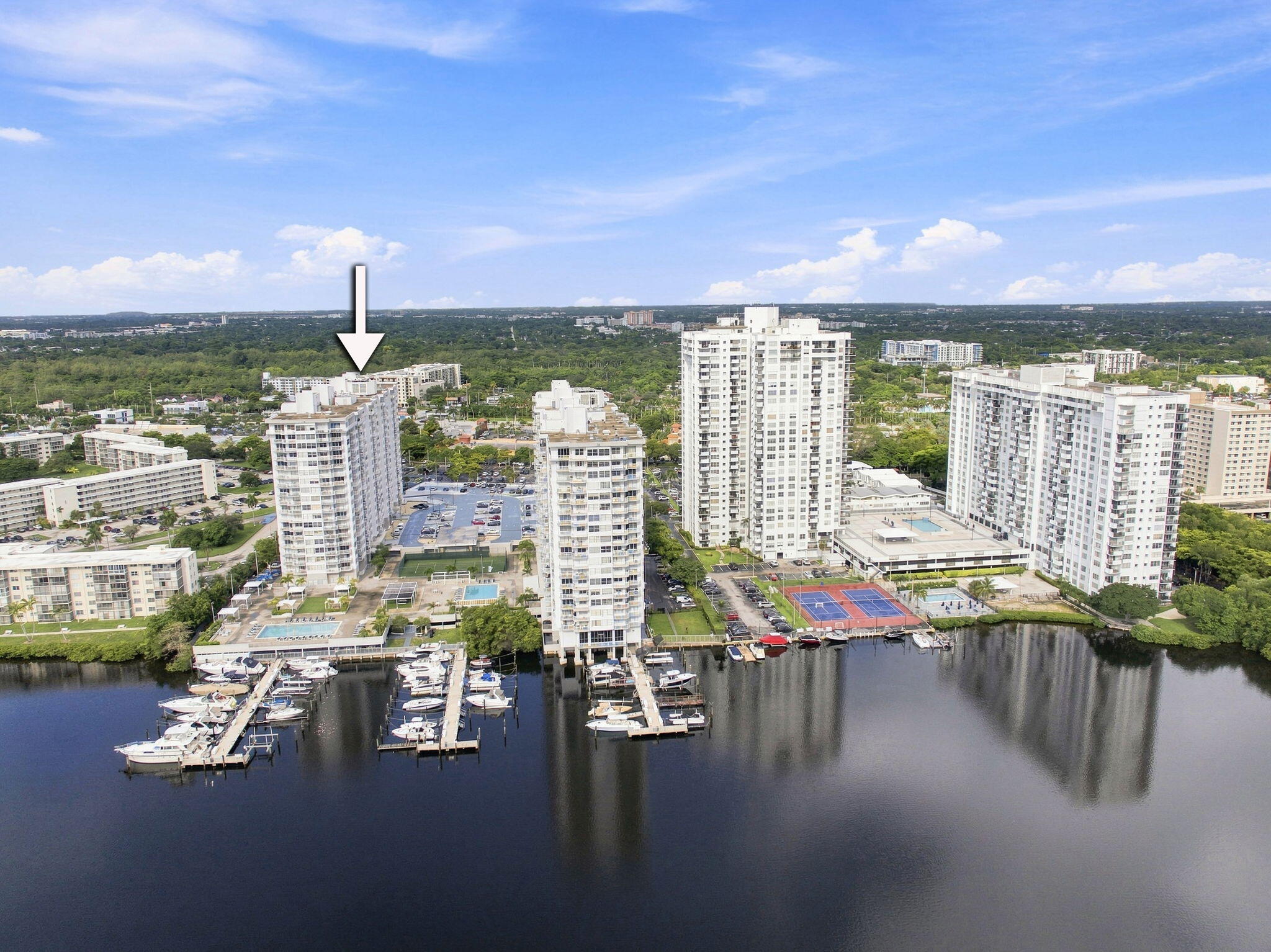 18021 Biscayne Boulevard # 901, Aventura FL 33160