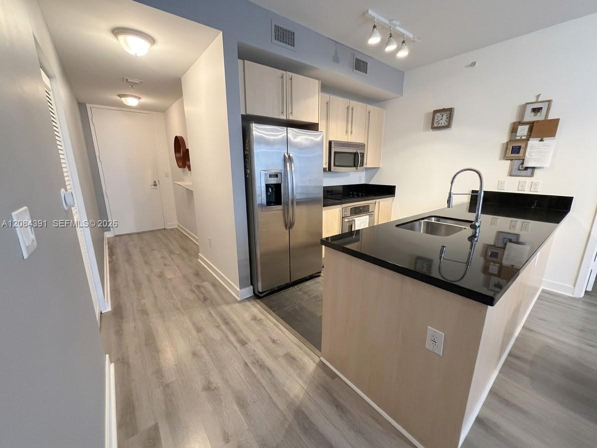 79 SW 12th St # 2410-S — Photo 2