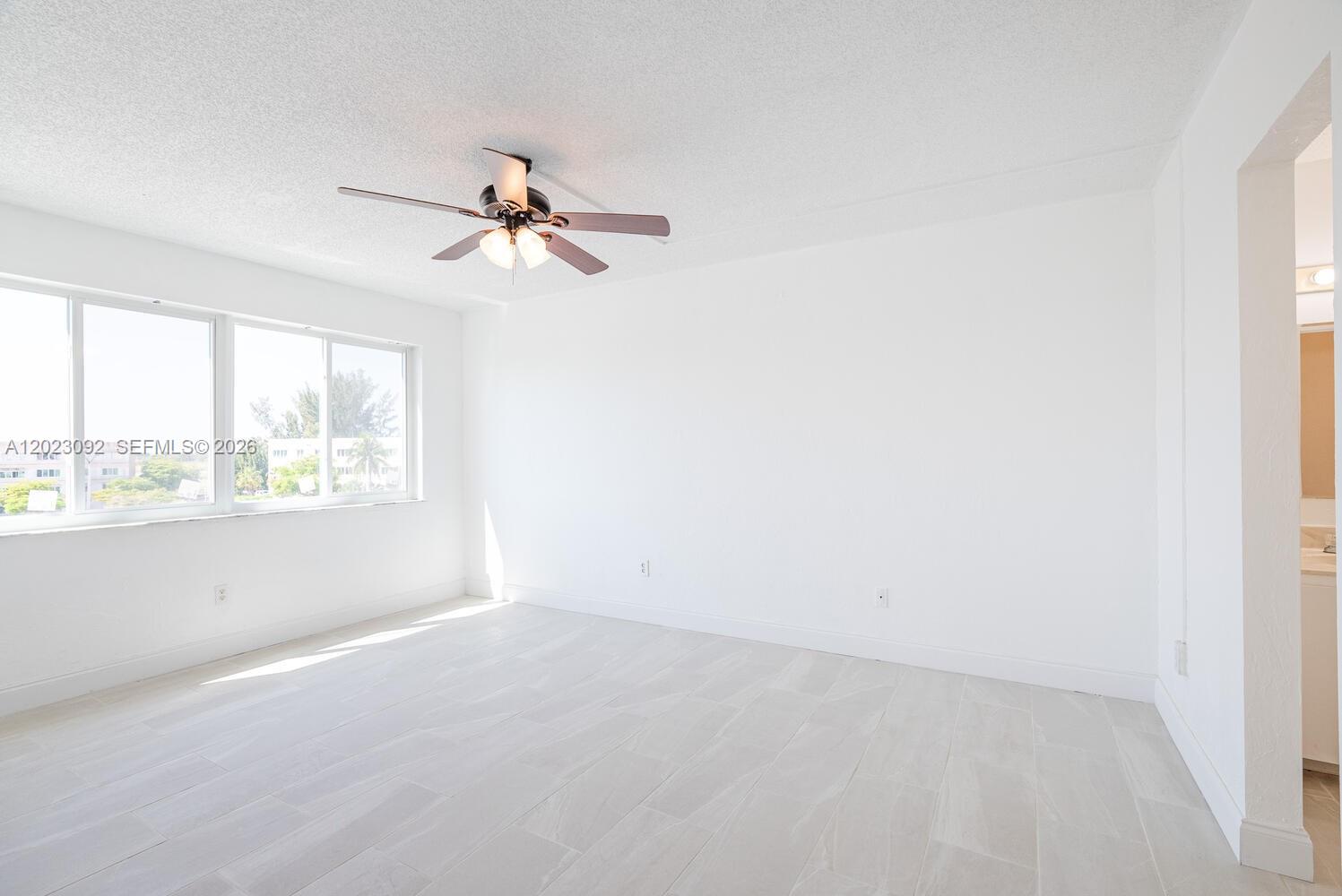 14840 Naranja Lakes Blvd — Photo 2