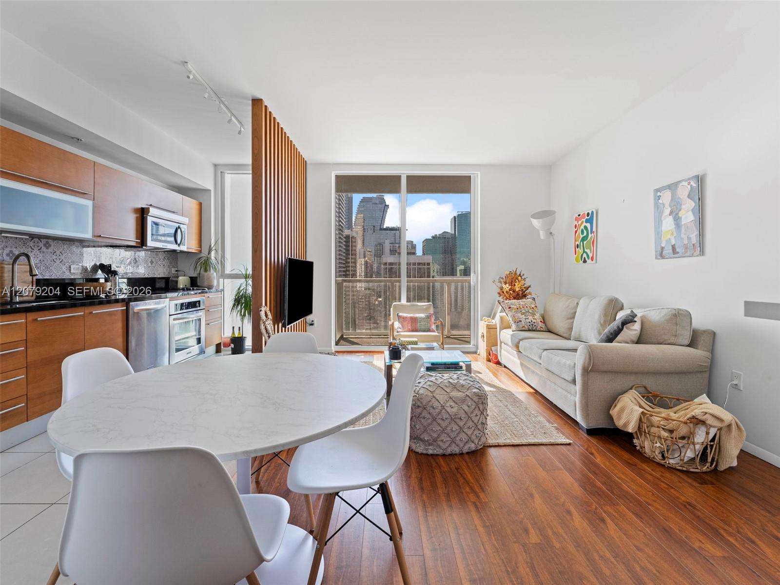 244 Biscayne Blvd # 3105 — Photo 2