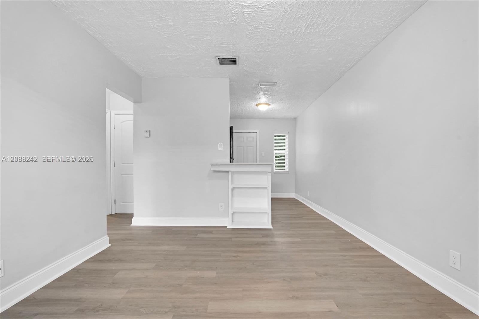746 SW 4th St # 2 — Photo 4