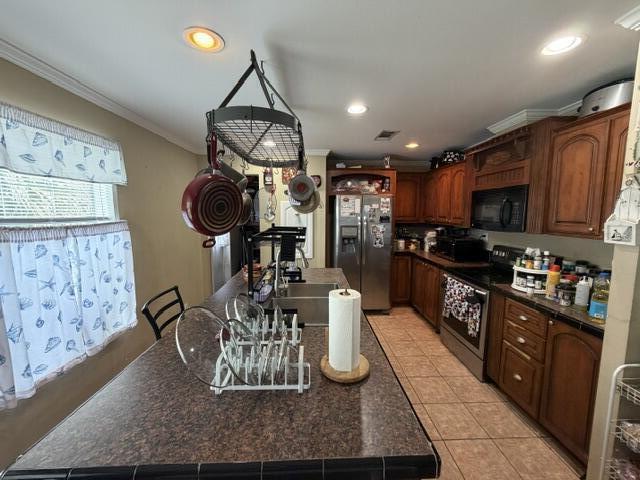 241 Lakeview Drive # 241 — Photo 3