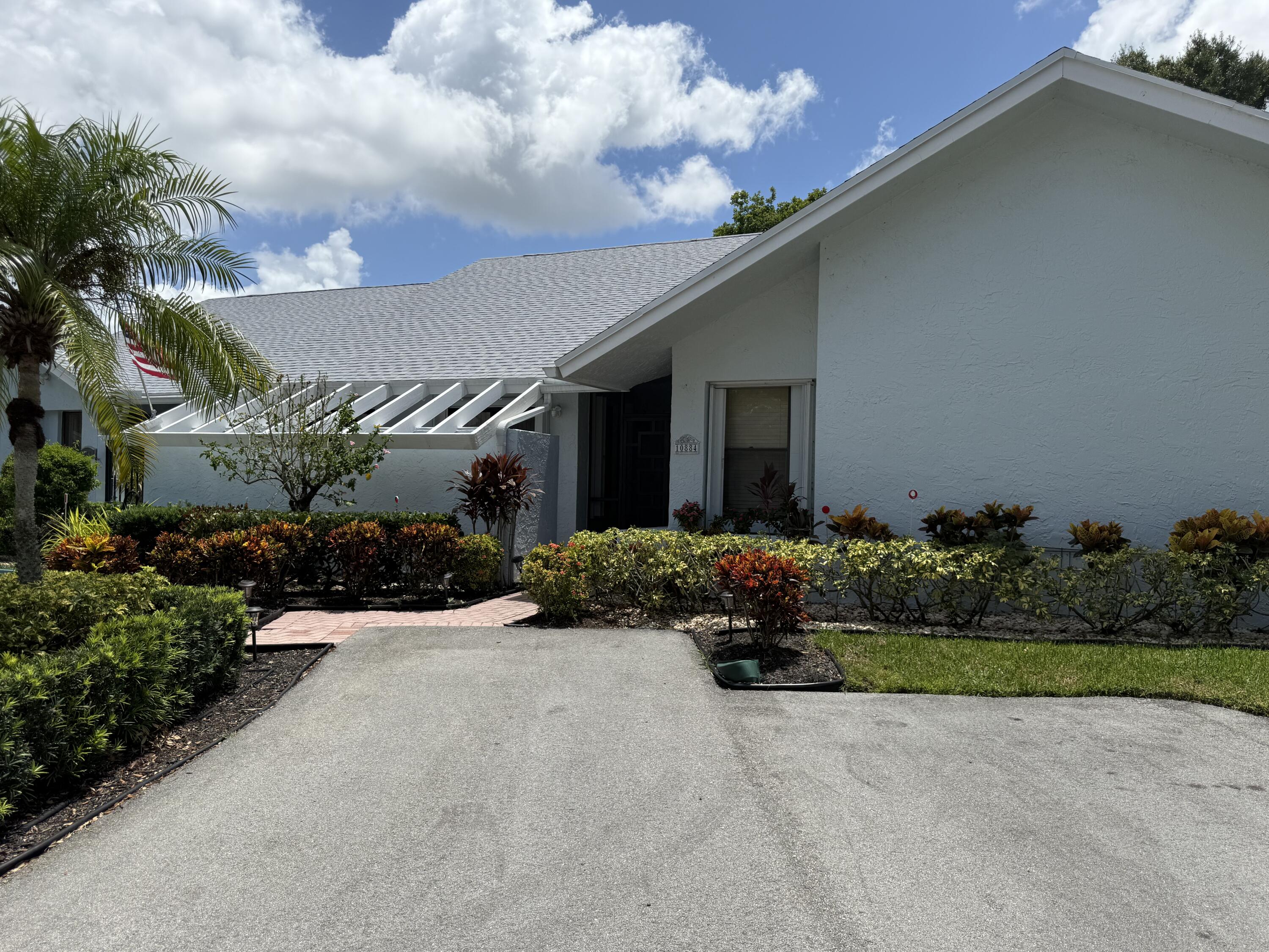 10884 LAKE FRONT Place, Boca Raton FL 33498