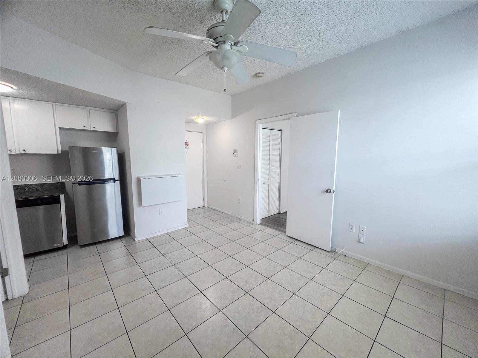 1218 Drexel Ave # 204 — Photo 3