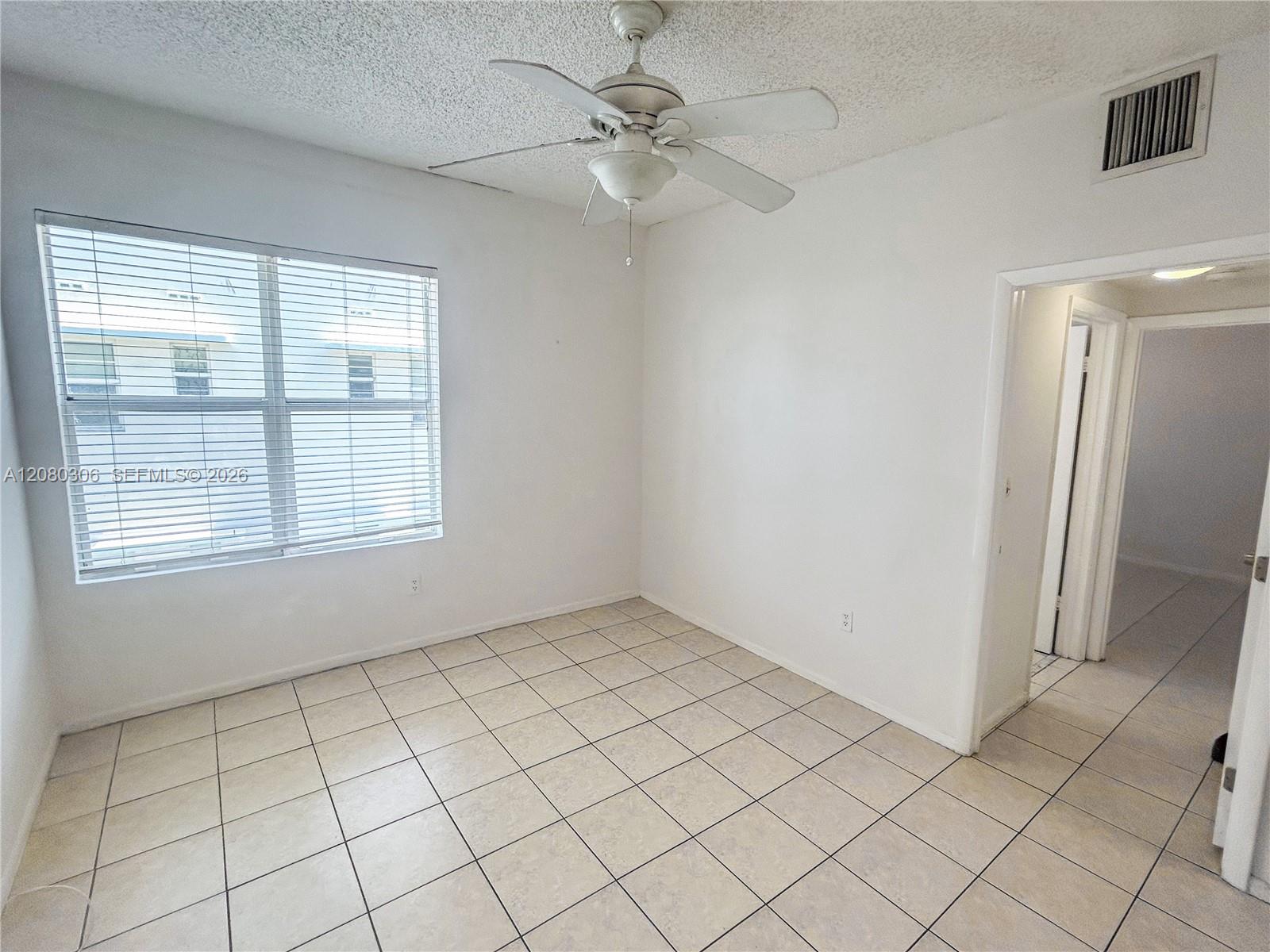 1218 Drexel Ave # 204 — Photo 4
