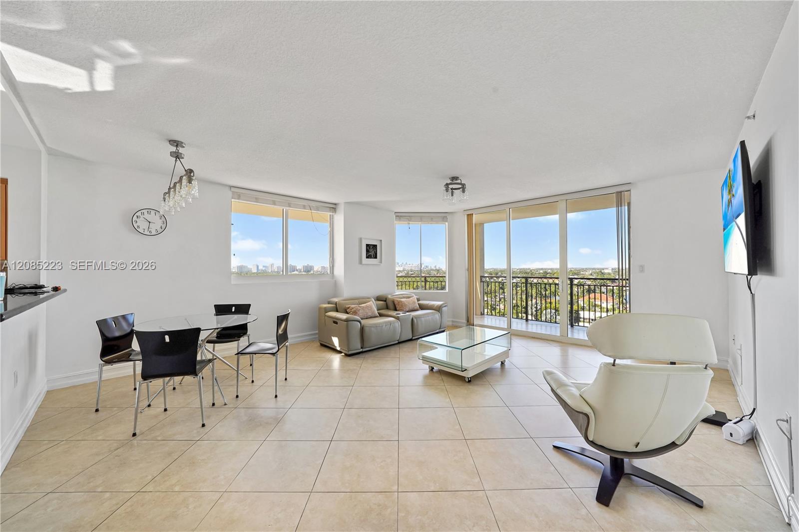 2001 N Ocean Blvd # 1002 S — Photo 2