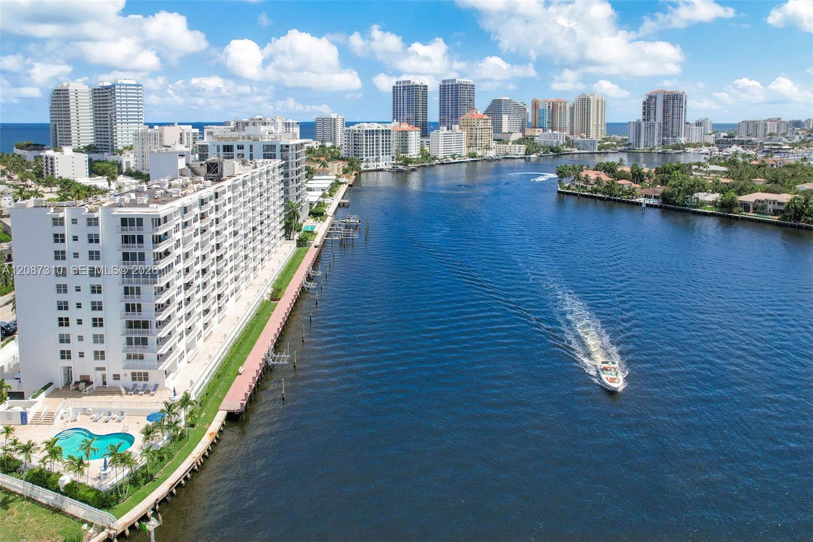 511 Bayshore Dr # 1009 — Photo 4
