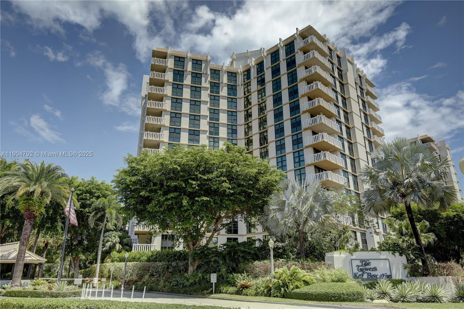 1121 Crandon Blvd # D608, Key Biscayne FL 33149