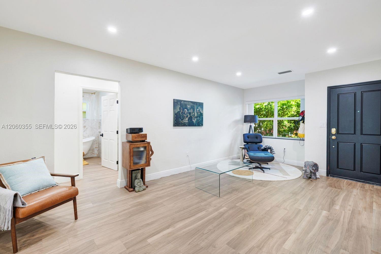 815 Monterey St — Photo 3