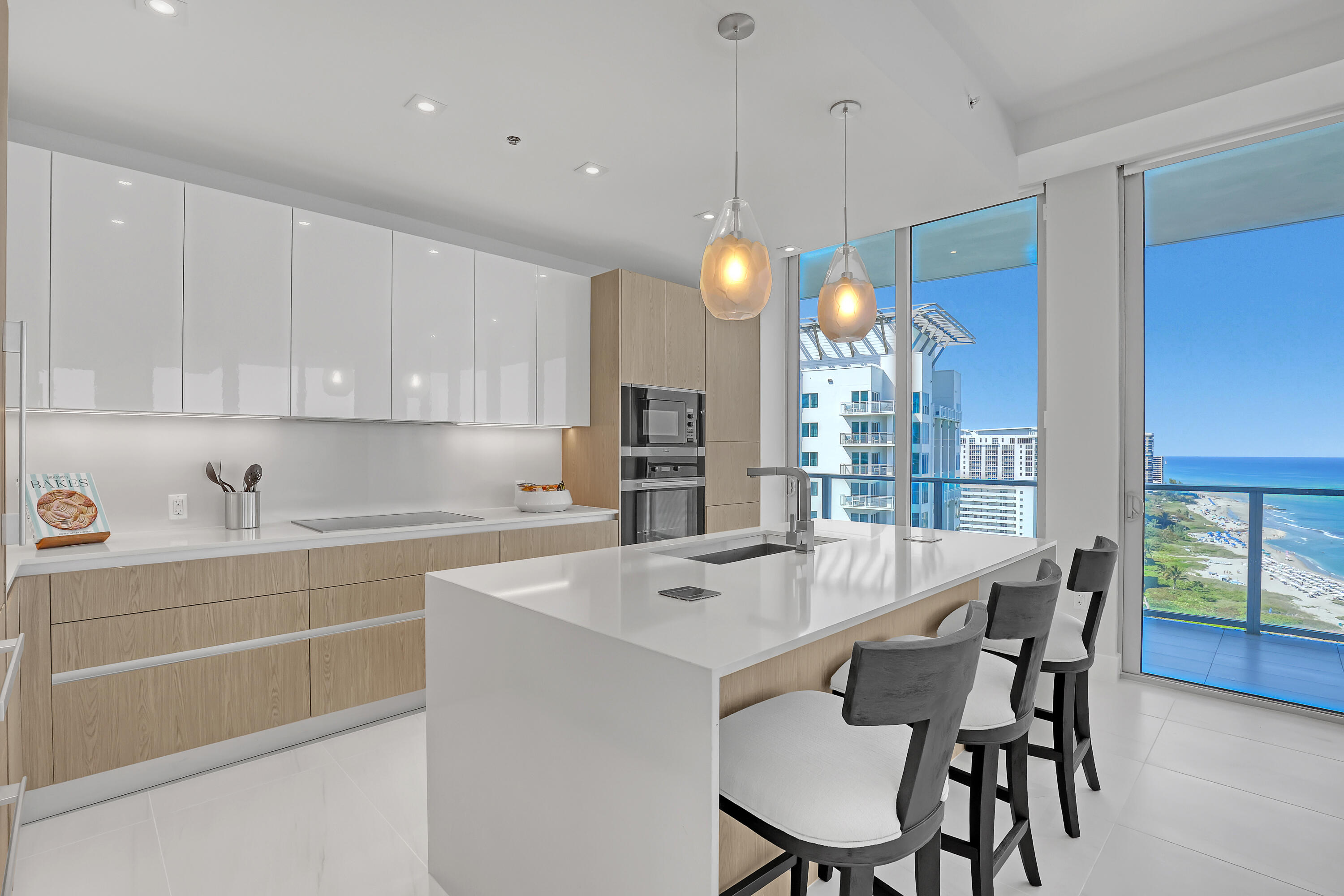 3100 N Ocean Drive # 1703 — Photo 5