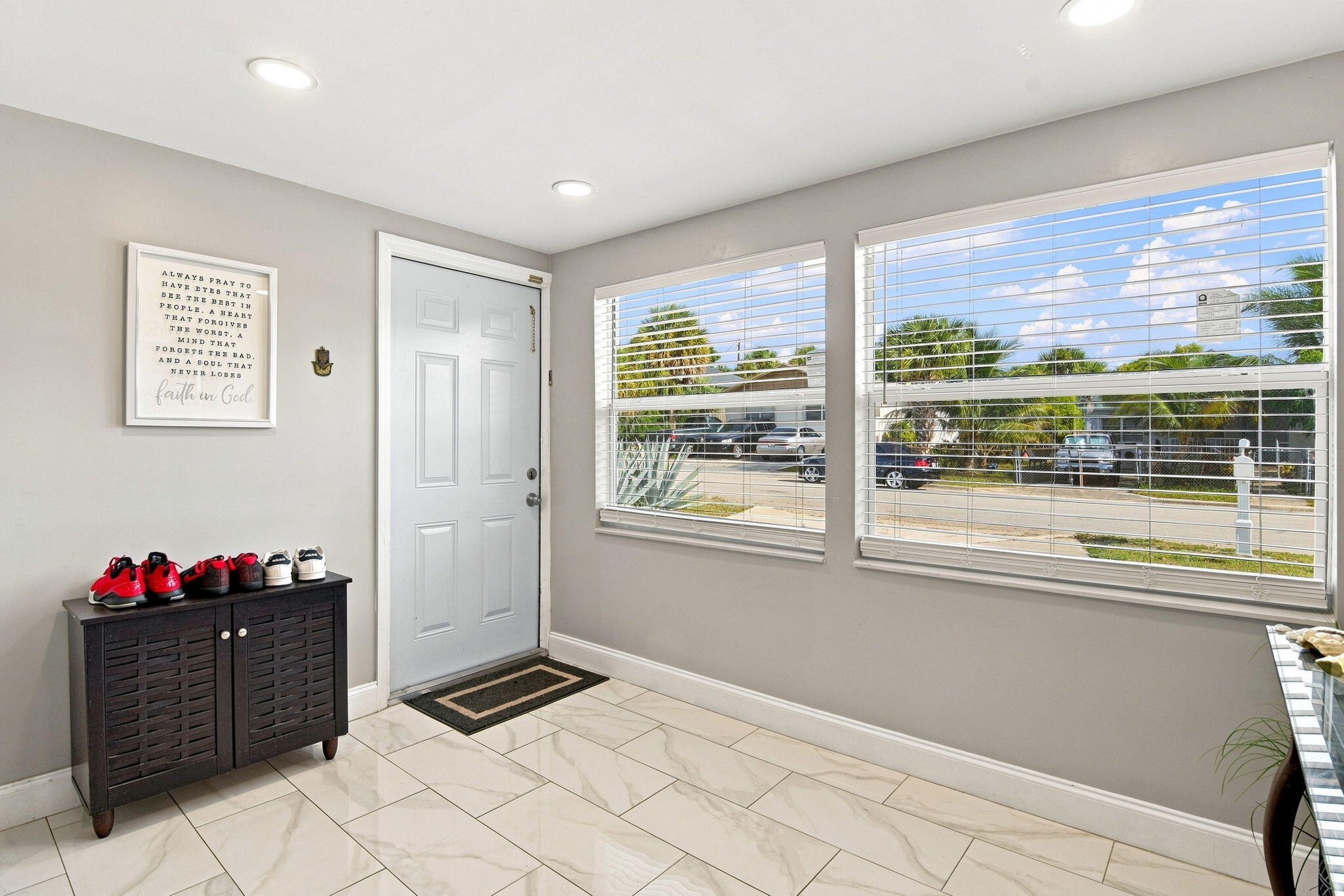 1217 W 32nd Street — Photo 2