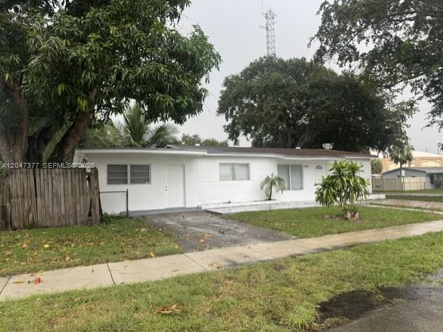 6901 Thomas St — Photo 2