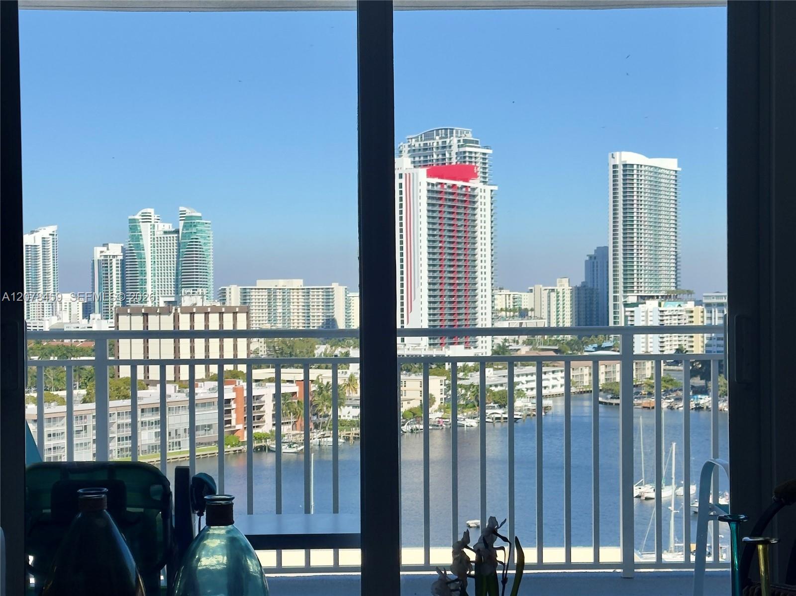427 Golden Isles Dr # 16E — Photo 2