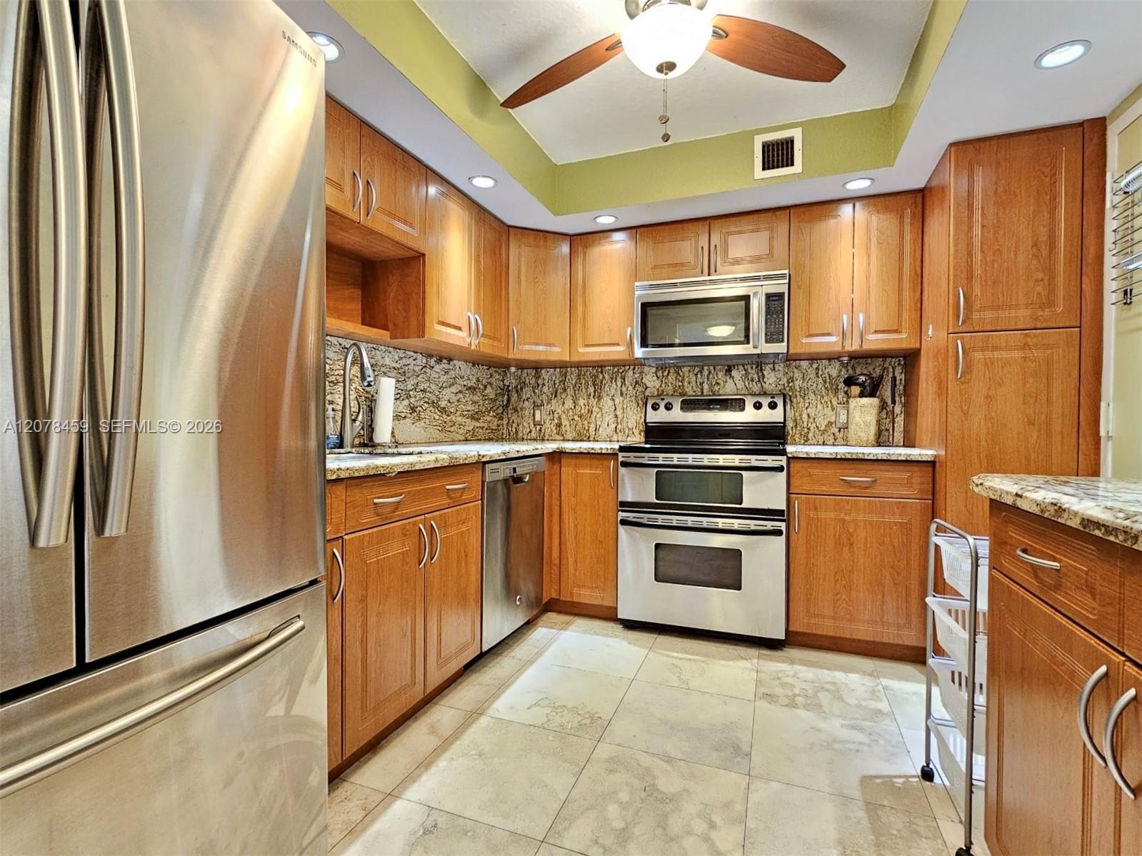 427 Golden Isles Dr # 16E — Photo 3