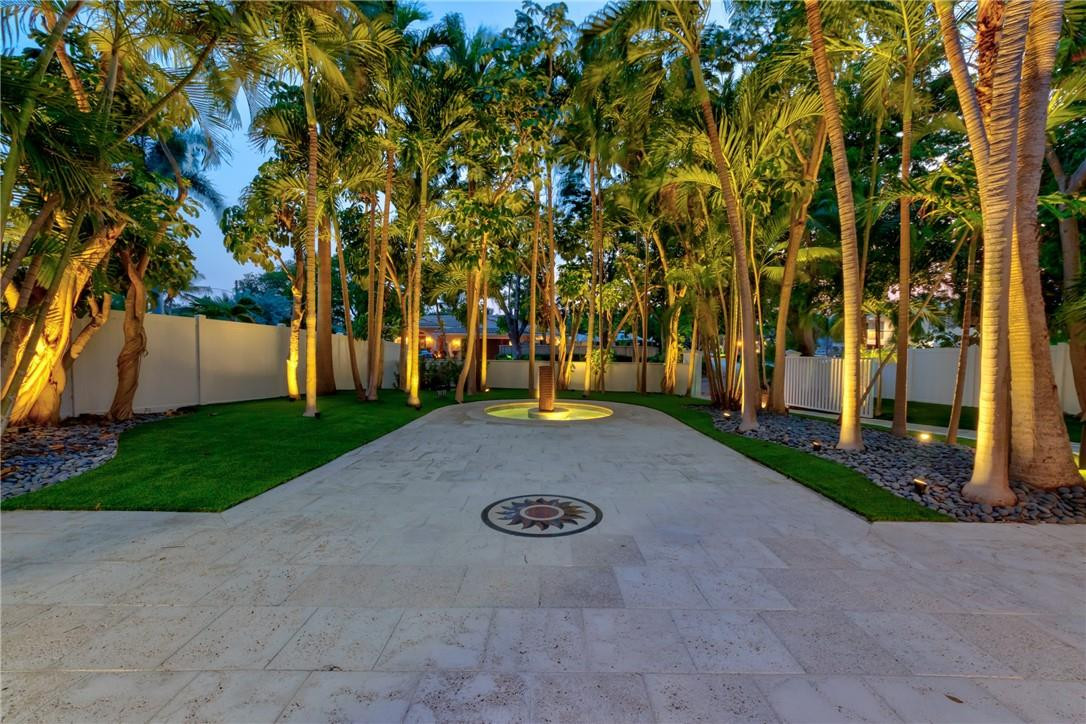 1800 SE Admirals Way — Photo 4