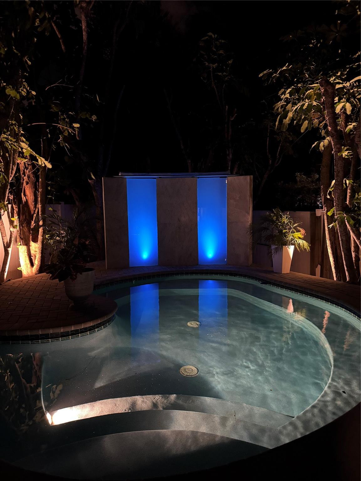 1800 SE Admirals Way — Photo 3