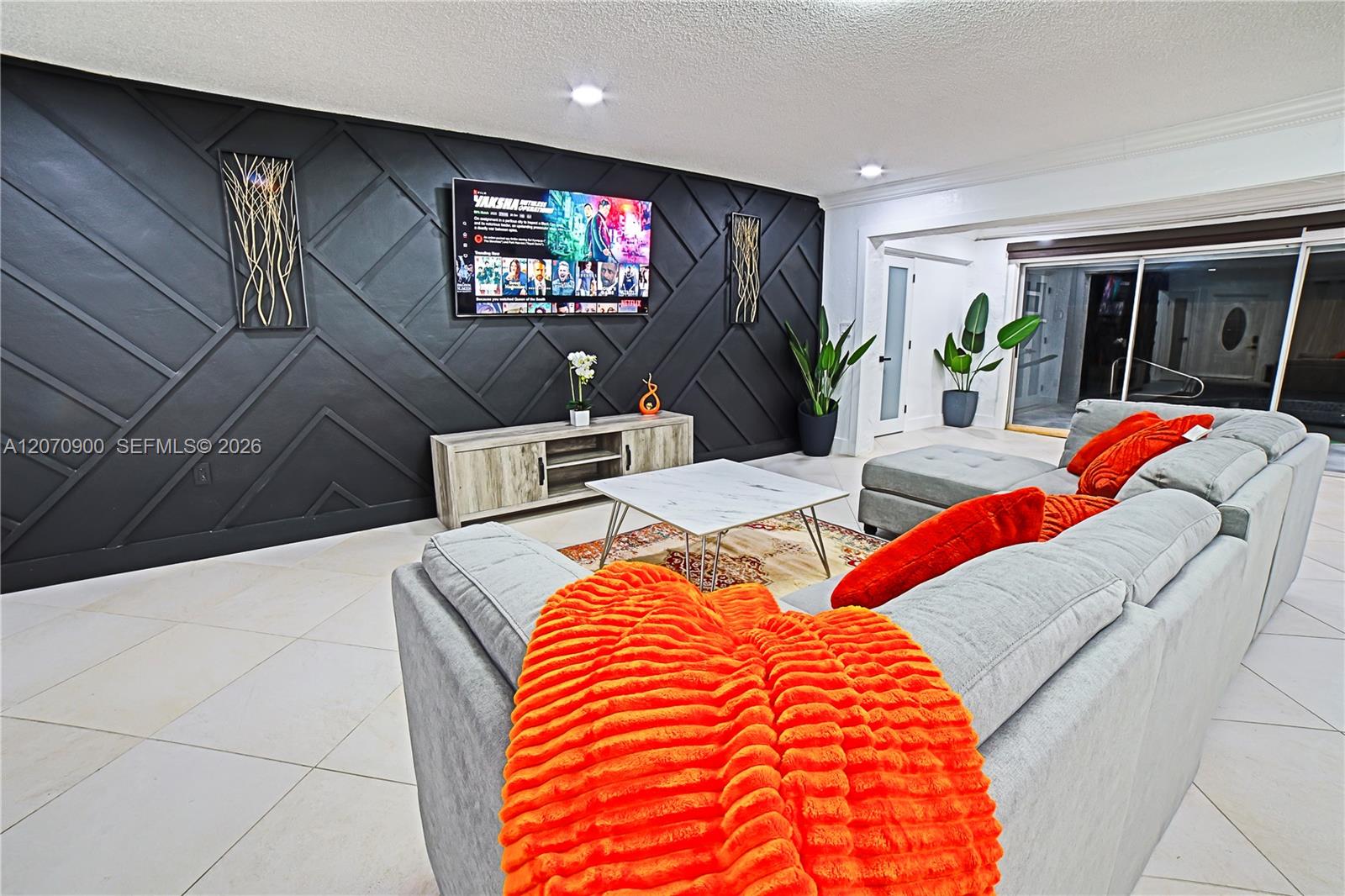 8651 Sunset Strip, Sunrise FL 33322